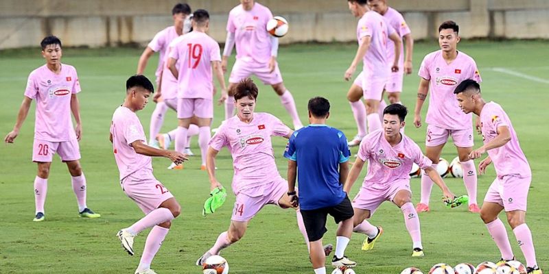 V-League 2025 - Những Thay Đổi Mới Và Dự Báo Tương Lai 5 V-League 2025 đang kỳ vọng sẽ tiếp tục nâng tầm bóng đá Việt Nam trên đấu trường quốc tế