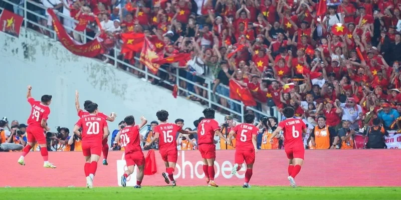 Việt Nam Tại Asian Cup 2027 - Hành Trình Vươn Tầm Châu Lục 9 Việt Nam thi đấu hết mình ở từng pha bóng